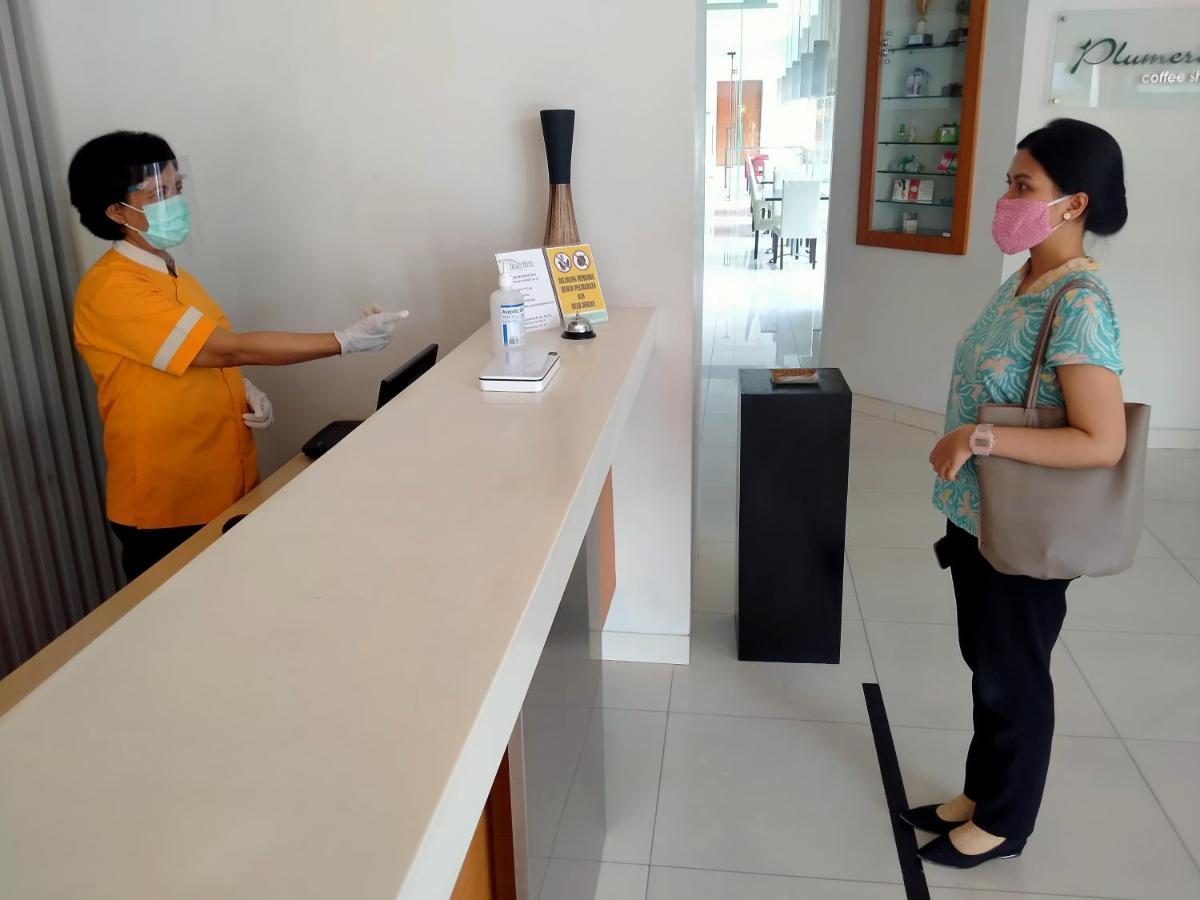 Hotel Quirin 세마랑 외부 사진