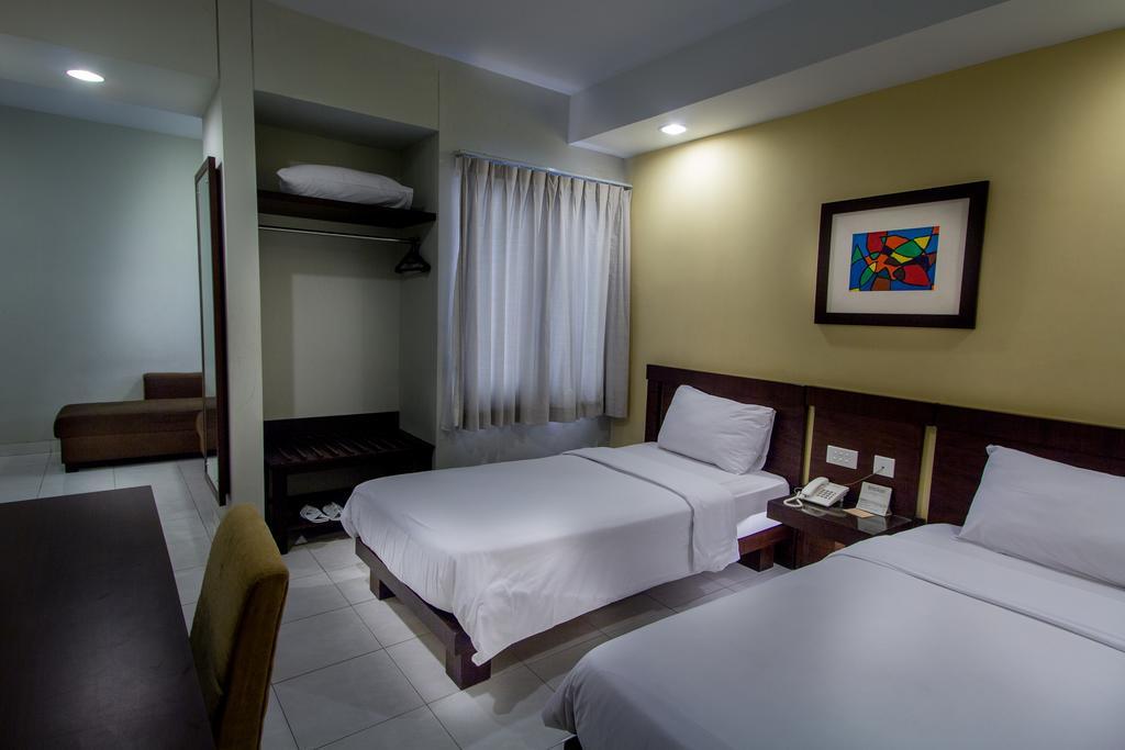 Hotel Quirin 세마랑 객실 사진